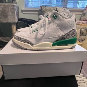 Women’s Nike Jordan 3 Retro-Lucky Green